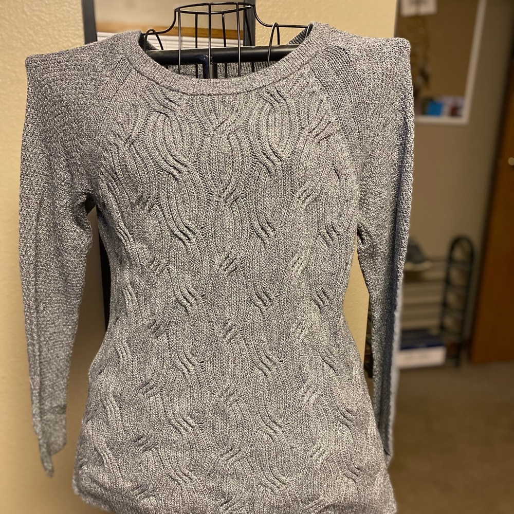 Crew neck sweater ribbed style